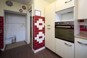 Photo 13- click for photo gallery